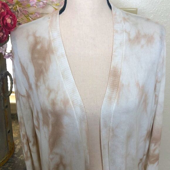 Theo & Spence long cream and latte long sweater - Picture 4 of 15